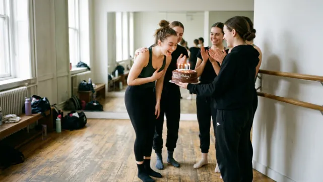 Short Birthday SMS Wishes for Dancer